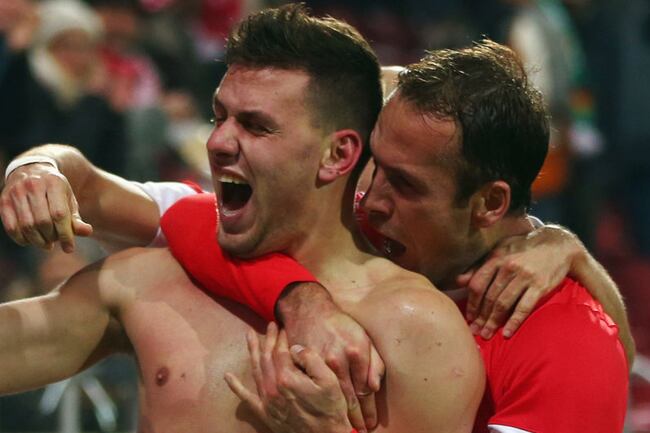 Mainz-v-freiburg-adam-szalai-celeb_2869119_crop_north