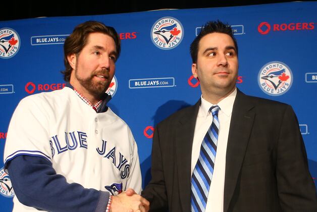 New Blue Jays Ace R.A. Dickey Didn't Get the 'Respect He Deserved'