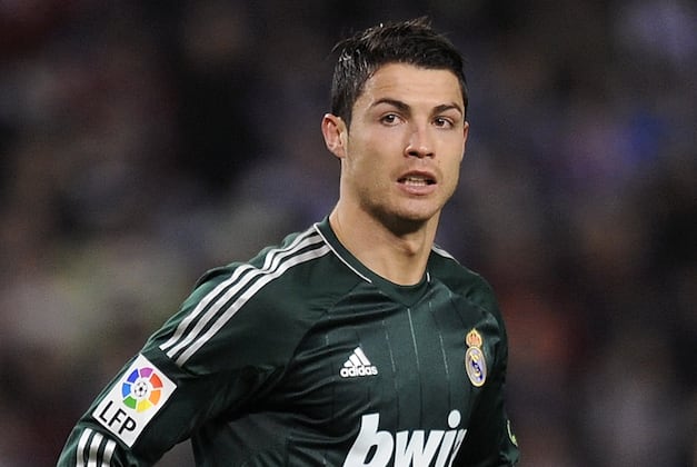 PSG Weigh Up Move for Ronaldo