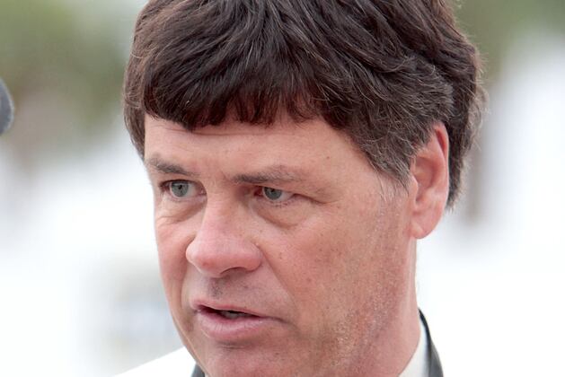 Waltrip Makes Daytona Deal