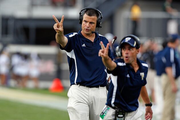 Golden Talks Cristobal Hire, Recruiting, Gionni Paul, NCAA Cloud