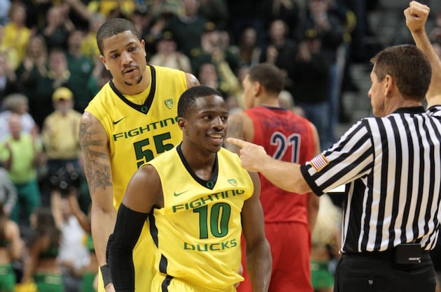 Oregon Ducks Make Statement, Beat Undefeated Arizona