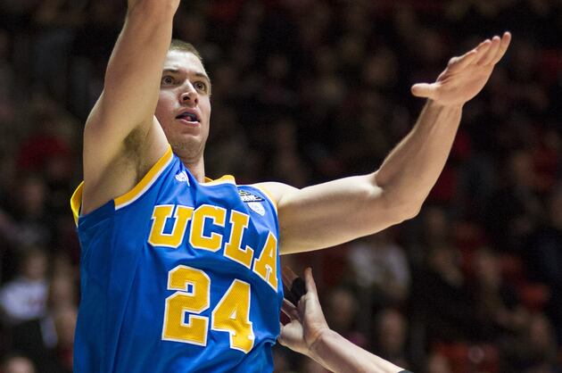 Travis Wear Heating Up for Bruins