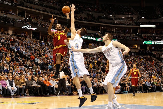 Gallinari's Late Three Sinks Cavs