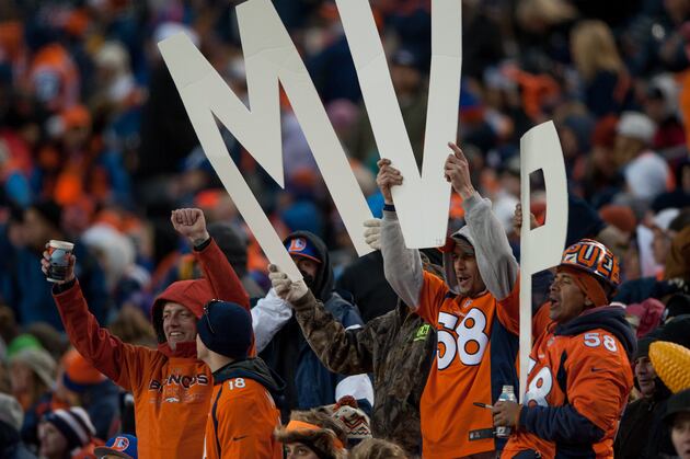 Broncos Fans Say Dealing with Freezing Cold All Part of the Game Plan