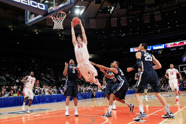 Rutgers Trying to Make History Against No. 21 Cincinnati