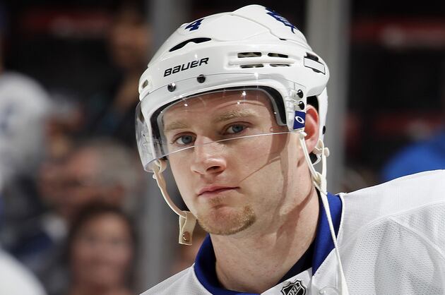 Leafs to Sign Franson to 1-Year Deal