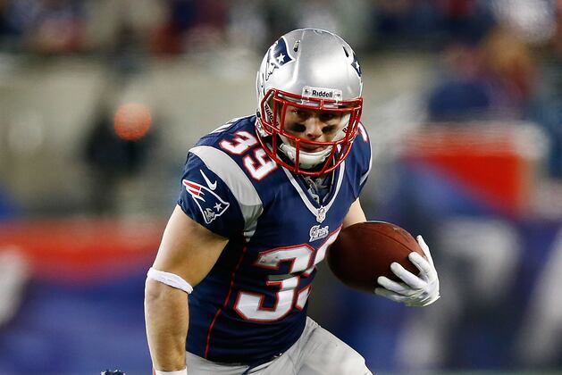 Woodhead Exits Early for Pats