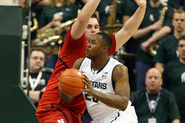Michigan State 66, Nebraska 56: Spartans Survive Branden Dawson Knee Scare