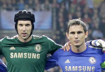 Cech-lamps_2885763_crop_north