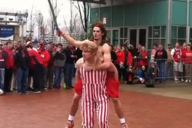 VIDEO: NC State Fan Gives Braveheart-Esque Pregame Speech