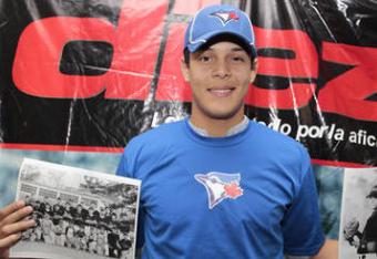 1denis-villatoro_bigphoto_homearticle_crop_north