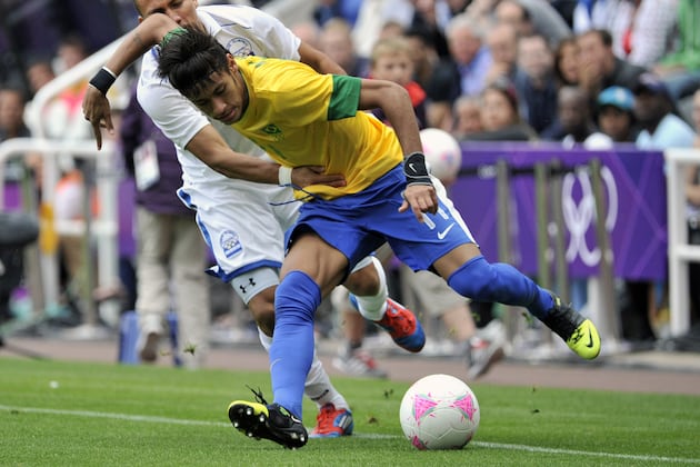 Neymar: Why the Brazilian Wunderkind Is Making a Huge Mistake