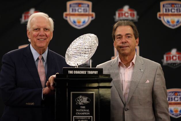 Alabama Football Recruiting: Unsigned Prospects Atop Crimson Tide's Wish List