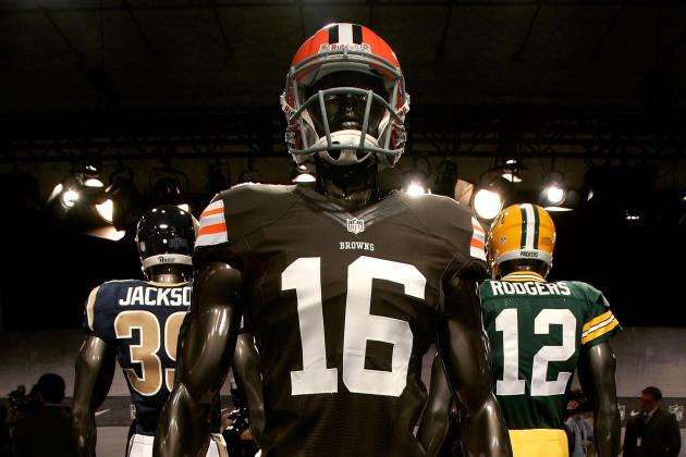 Debate: Should Cleveland Get New Uniforms or Stick with Tradition?