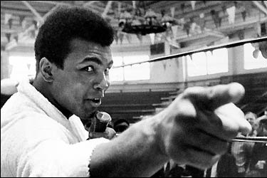 Muhammad Ali, Boxing Legend Celebrates His 71st Birthday Today!