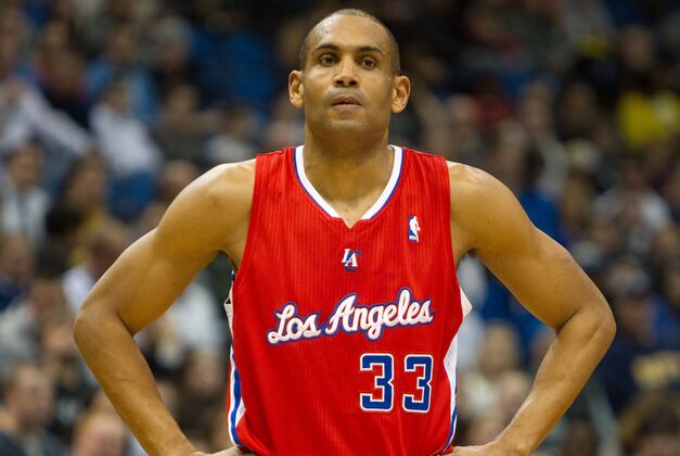 Clippers Have Easy Night in Minnesota