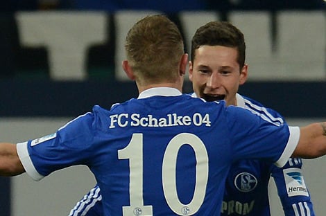 Schalke Survive Hannover with 5-4 Win