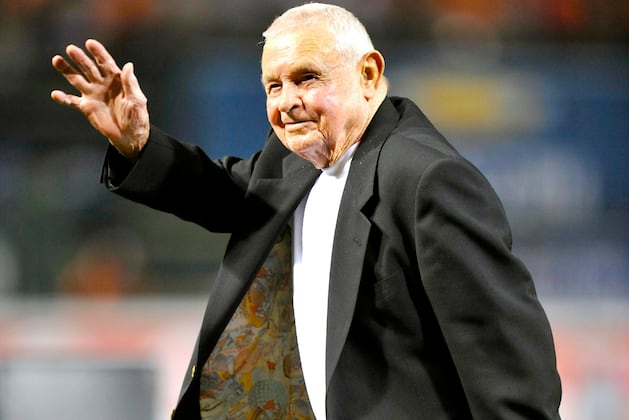 Former Orioles manager Earl Weaver dies at 82