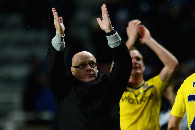 Newcastle 1-2 Reading: Le Fondre Double Piles Pressure on Magpies
