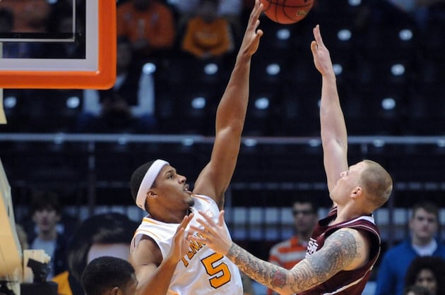 Stokes, Tennessee beat Mississippi State 72-57