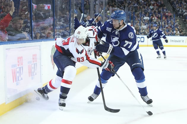 Capitals vs. Lightning: Washington drops season opener, 6-3