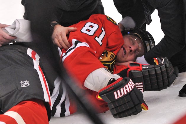 Hossa, Blackhawks Head to Phoenix off Strong Opener