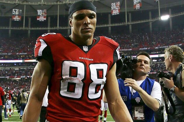 Falcons Hope Tony Gonzalez Returns for Another Year
