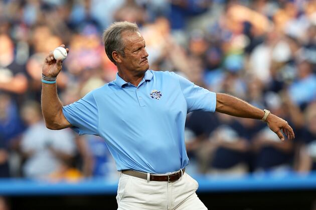 Brett, Royals Recall Their Favorite Weaver Tales
