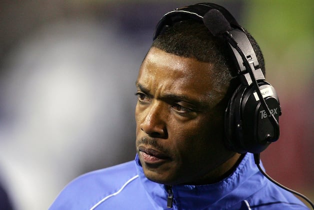 Walker Considering Leaving NM State Job for NFL