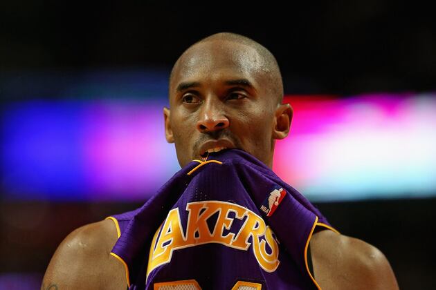 How Long Can Kobe Bryant Continue to Carry the Los Angeles Lakers?