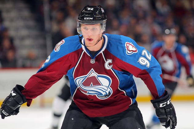 Big Third Period Leads Avalanche to Victory