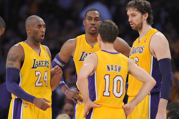 Lakers 'Went at Each Other a Little Bit' in Morning Meeting