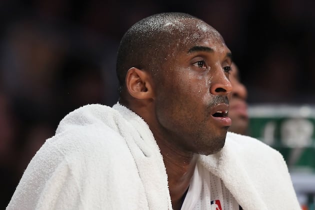 Lakers Lose 106-93 to Grizzlies for Seventh Straight Road Defeat