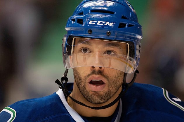 Malholtra Won't Play vs. Ducks After Son's Birth