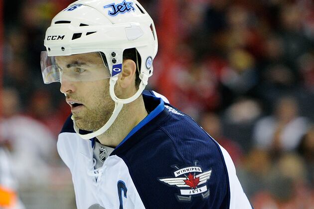 NHL: Andrew Ladd Helps Jets Beat Penguins for First Home Win of Season
