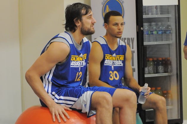 Andrew Bogut Speaks in Return to Milwaukee