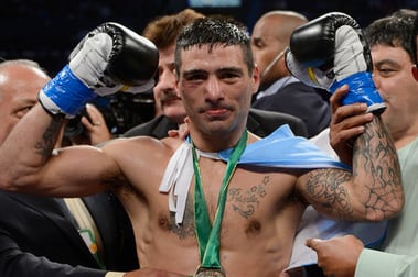 Lucas Matthysse Knocks Mike Dallas out Cold in One