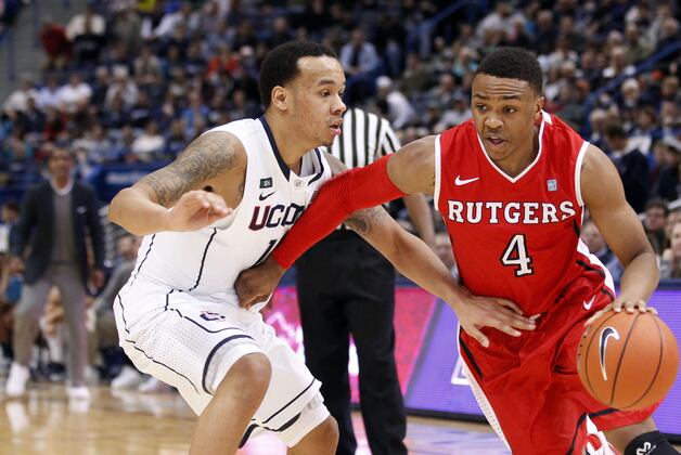 UConn 66, Rutgers 54
