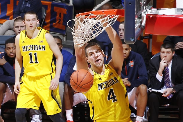 Michigan off to Best Start in Program History with 74-60 Win over Illinois