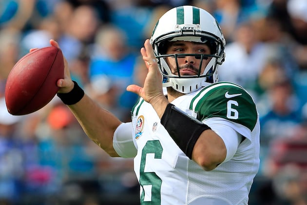 Jets GM Idzik 'comfortable' with Mark Sanchez at QB