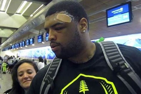 NFL STAR TRENT WILLIAMS BANDAGED UP After Hawaii Bar Fight