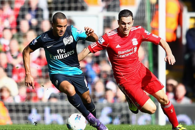 Walcott Predicts 'intense' Clash Against Fourth-Place Rivals Liverpool