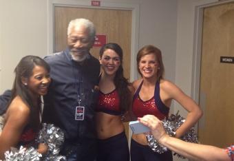 Morgan-freeman-ole-miss-cheerleaders_crop_north