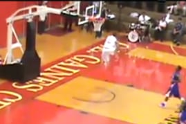 VIDEO: Division II Players Goes Between-the-Legs in a Game