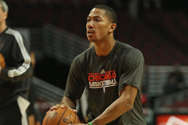 Bulls' Rose (ACL) Taking Full Contact in Practice