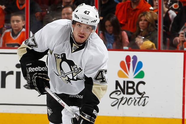 Despres Fills in on Defense for Injured Niskanen