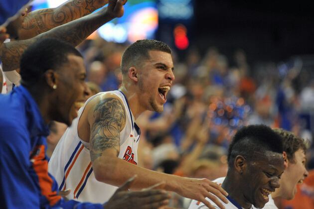 No. 4 Gators Use Strong Defense to Earn 75-36 Win Over South Carolina