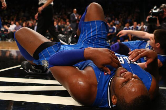 Glenn Davis out 8-12 Weeks with Broken Foot