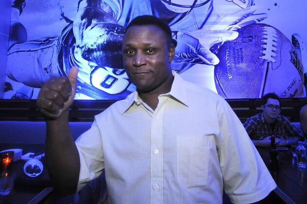 Barry Sanders: A Gay NFL Player Should Expect Teasing